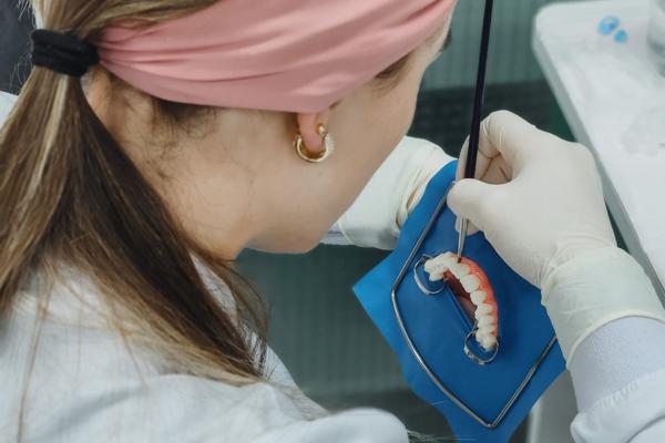 Imagem do curso: Aperfeiçoamento em Odontologia Estética - 3ª turma 